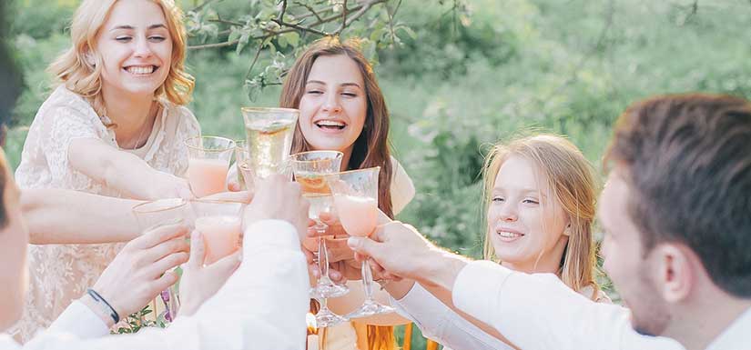 Mit Freunden im Biergarten im Kurhaus Bad Hamm. Mit Freunden im Biergarten im Kurhaus Bad Hamm.